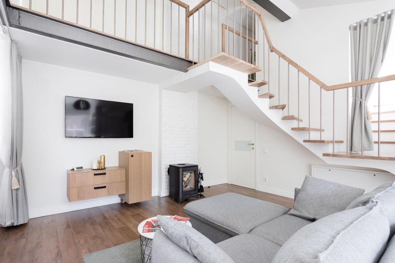 3 Bedroom Apartment 24H Self Check In, Free Parking, Ac, Fireplace Vilnius Exterior photo