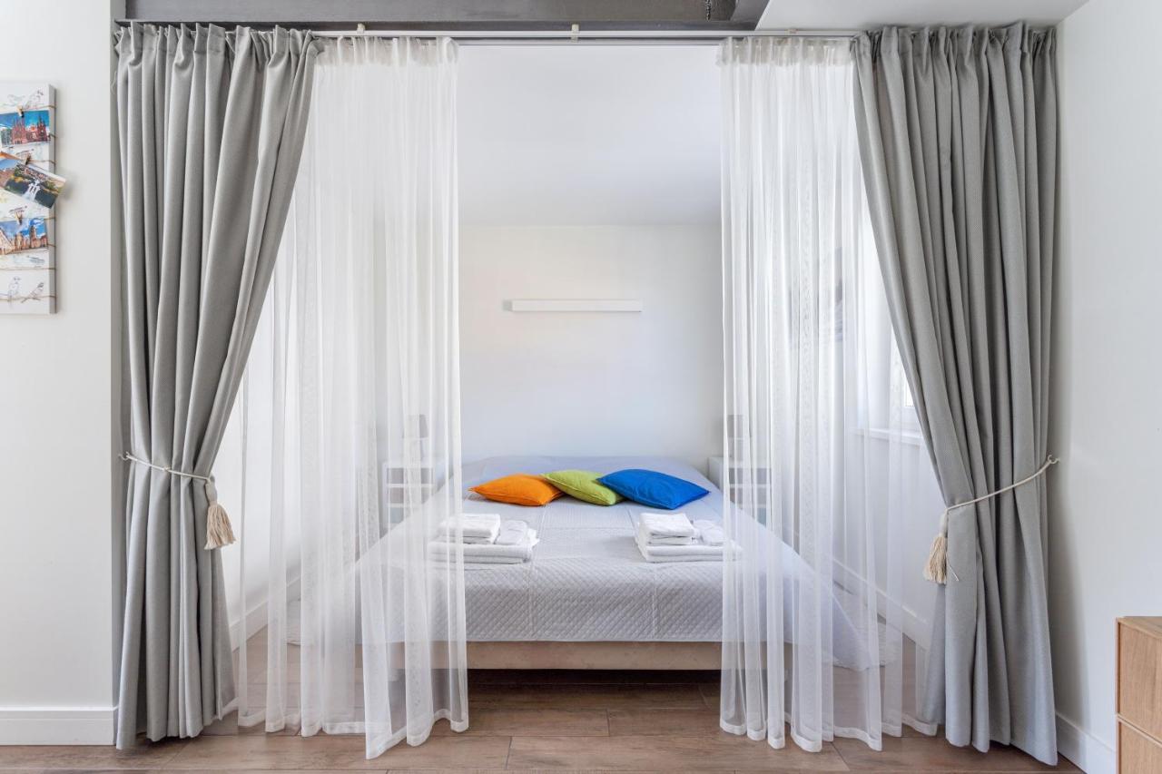 3 Bedroom Apartment 24H Self Check In, Free Parking, Ac, Fireplace Vilnius Exterior photo