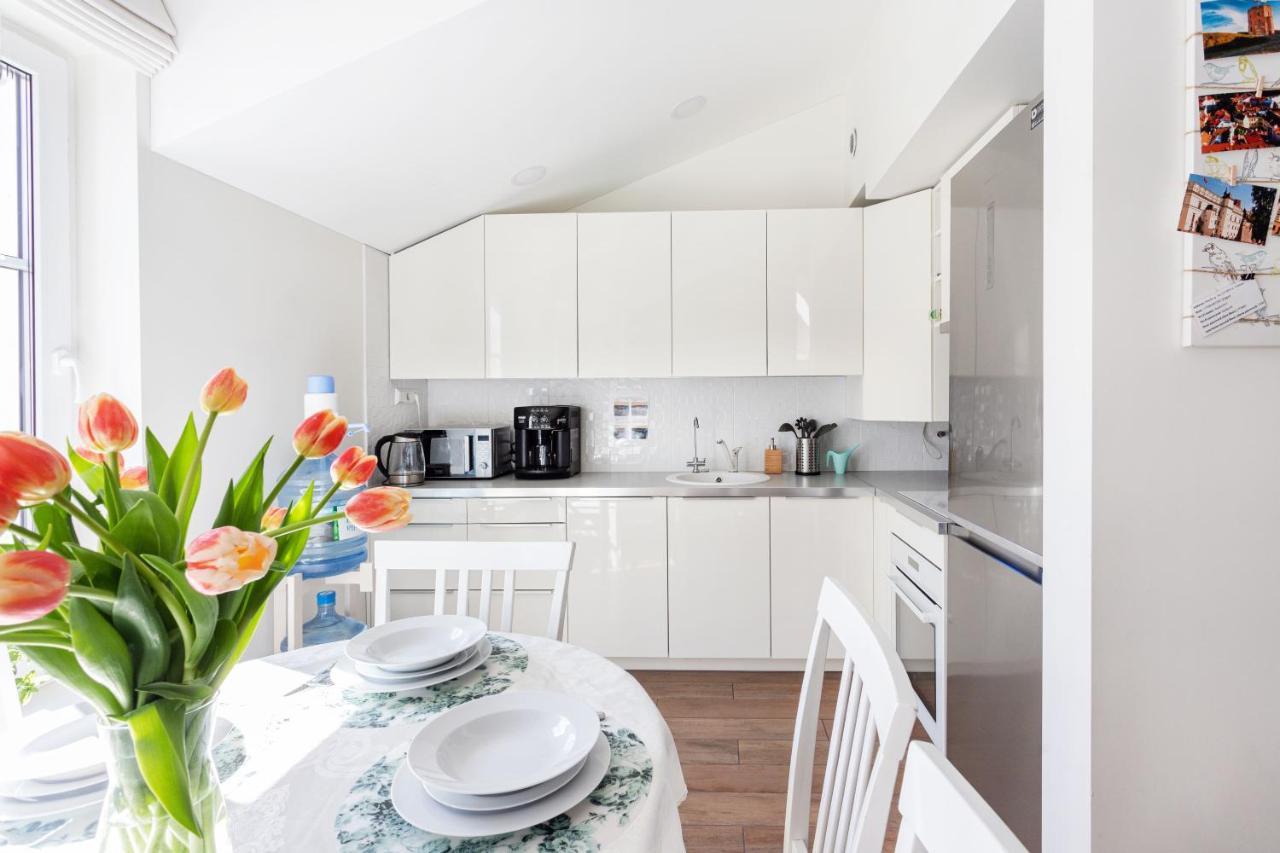 3 Bedroom Apartment 24H Self Check In, Free Parking, Ac, Fireplace Vilnius Exterior photo